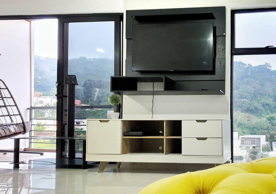 Life Santa Elena Exclusivo 3hab C/aa Wifi Terraza Apartment